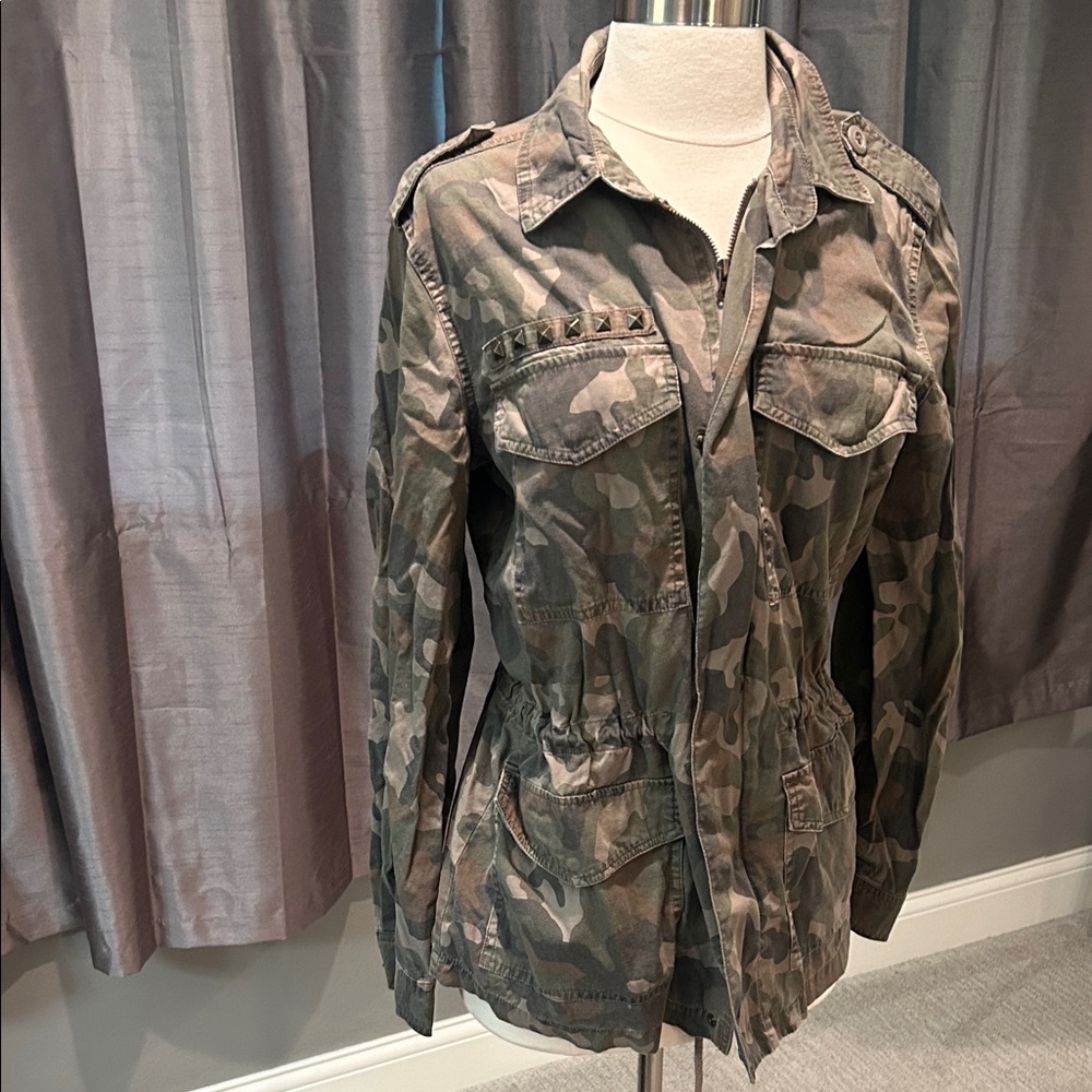 Mudd Camouflage Jacket size Large